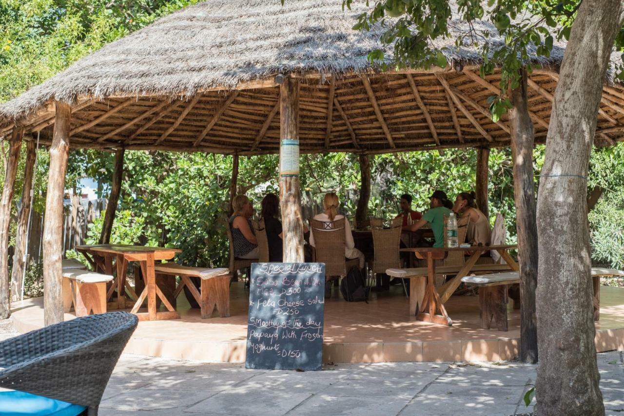 Footsteps Eco-Lodge Gunjur Exterior foto